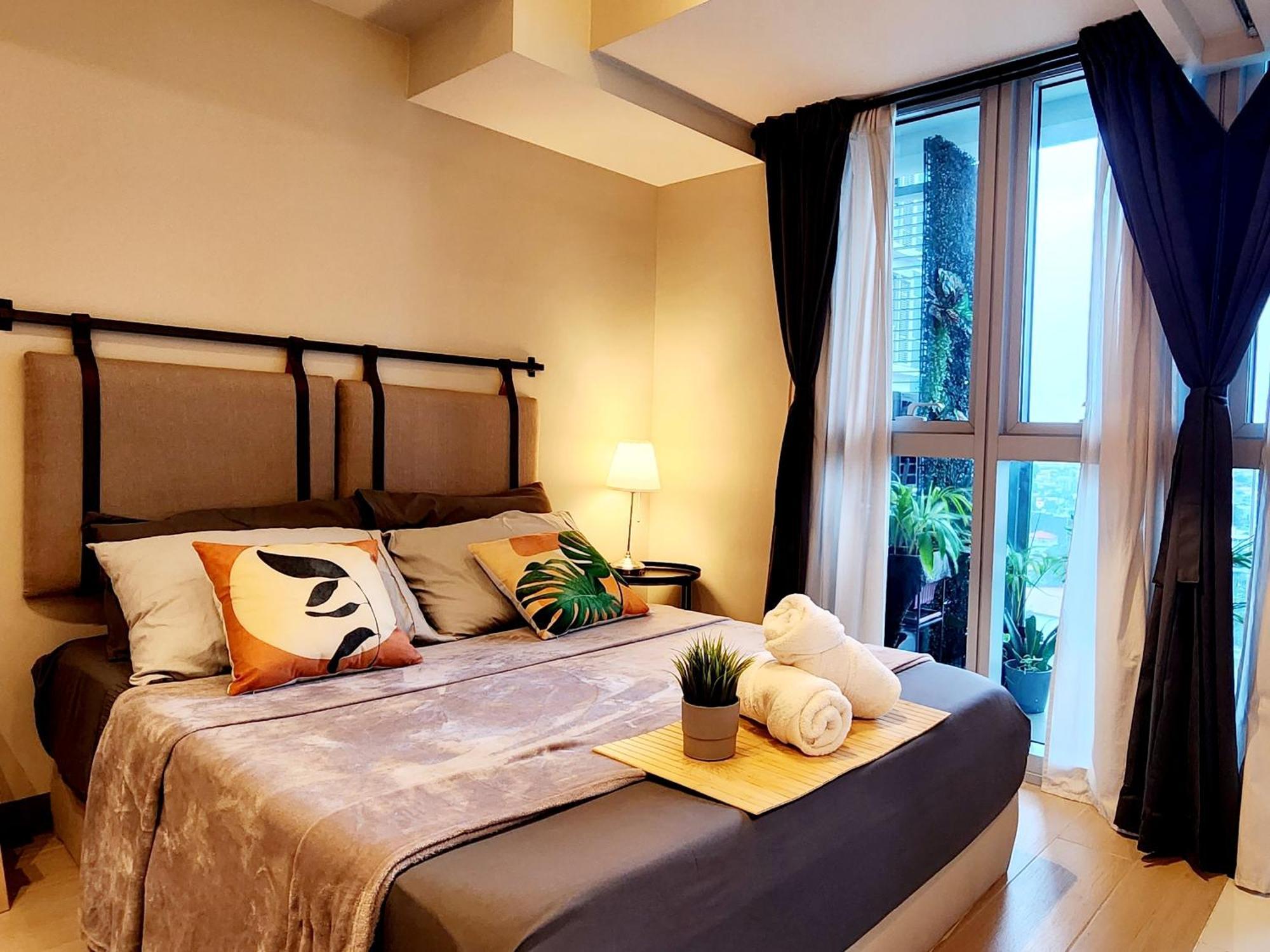 Apartment Shopping Haven Across Uptown Mall And Mitsukoshi Mall Free Parking With Washer *